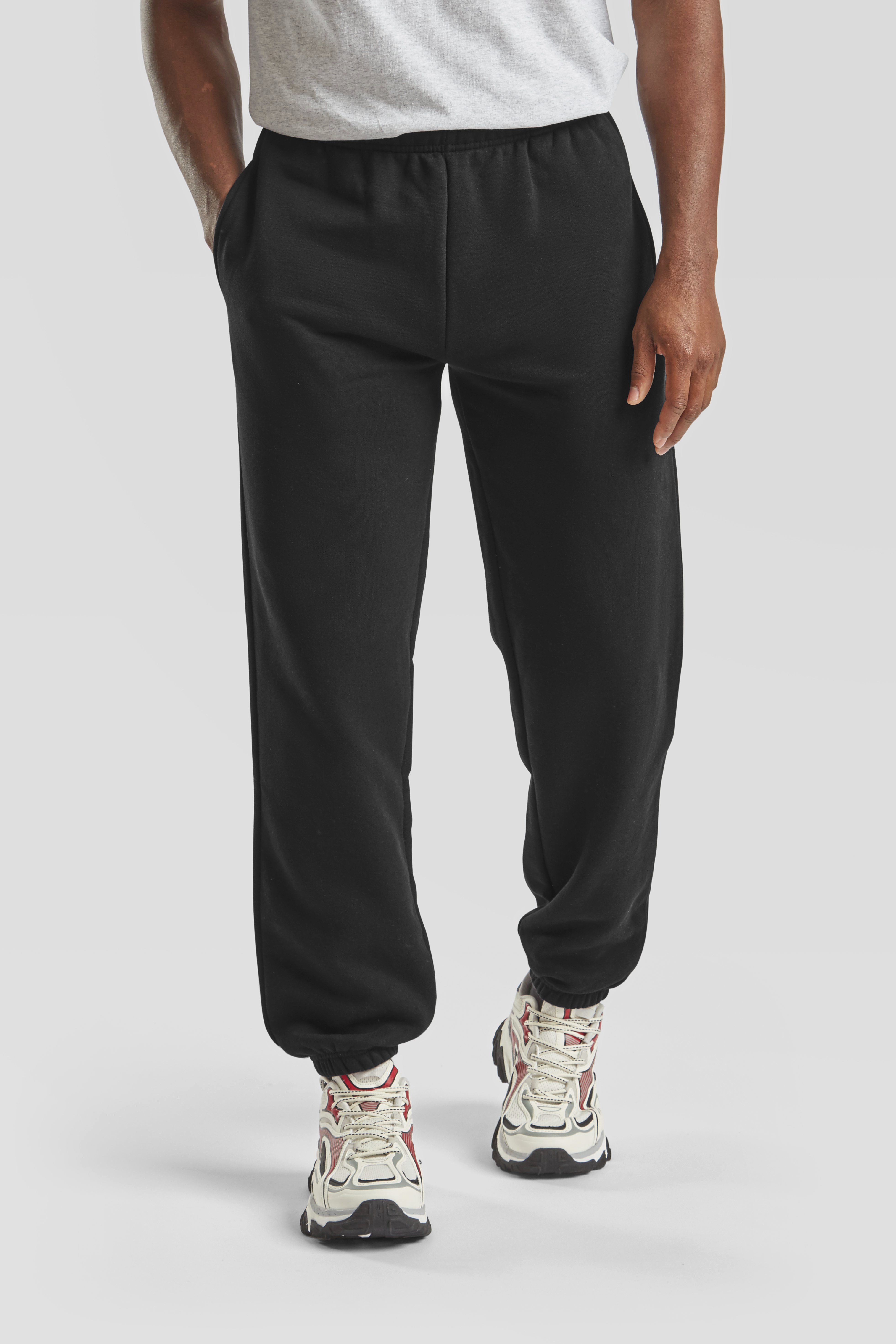 Fruit of the Loom Premium Elasticated Cuff Jog Pants Modellbild