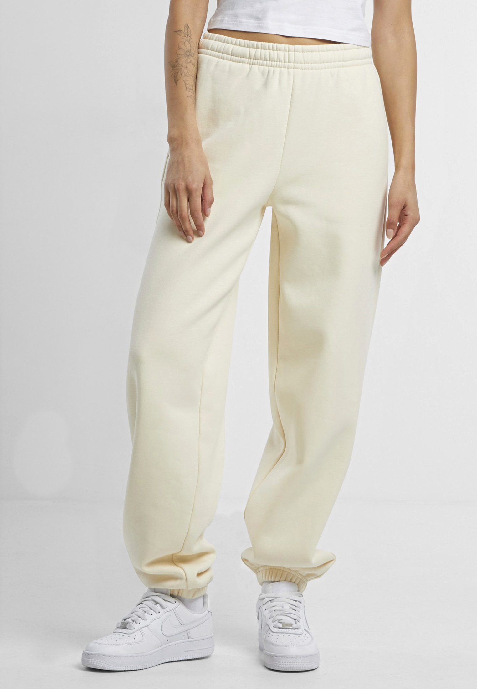 Build Your Brand Ladies Fluffy Sweatpants