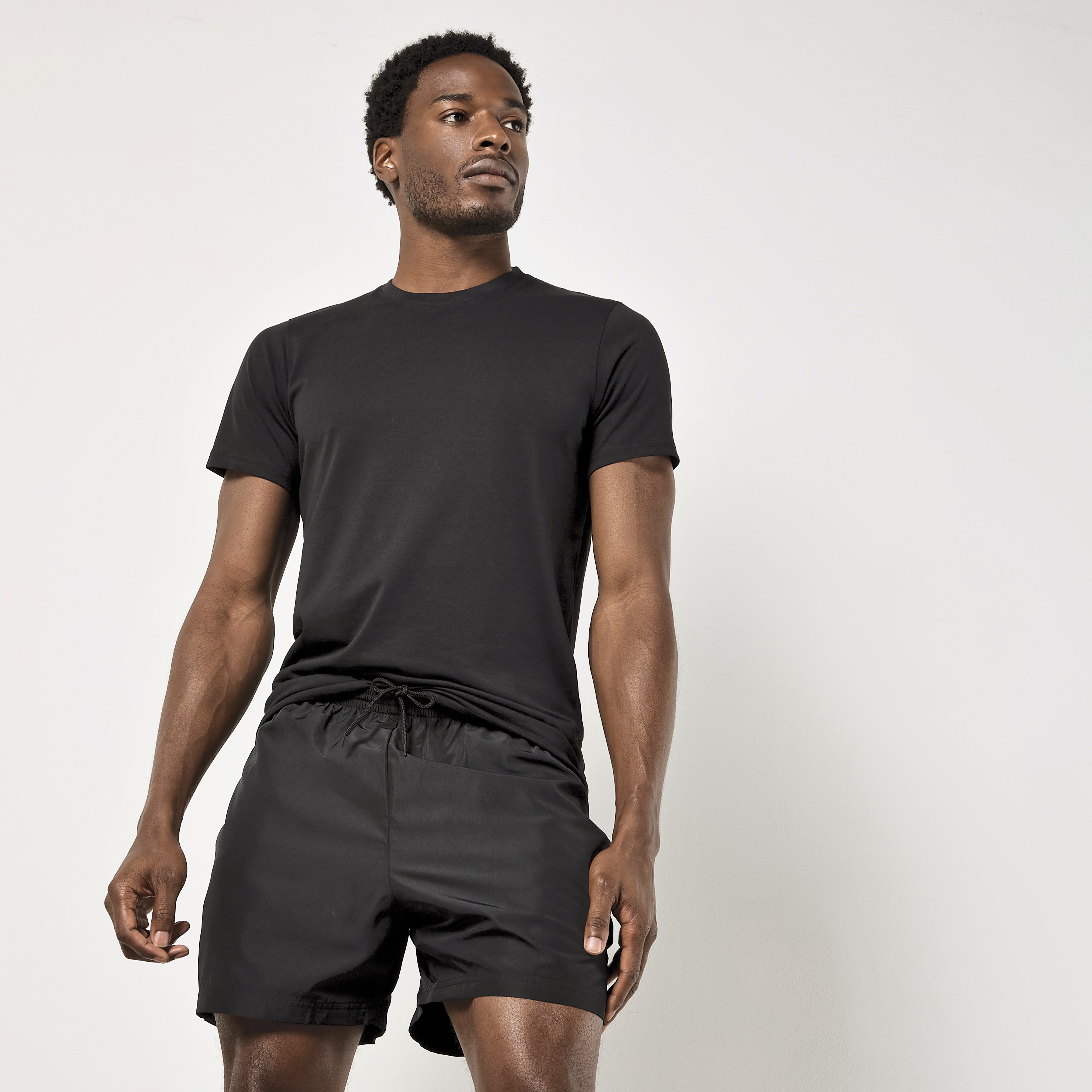Classic Fit Plain Short