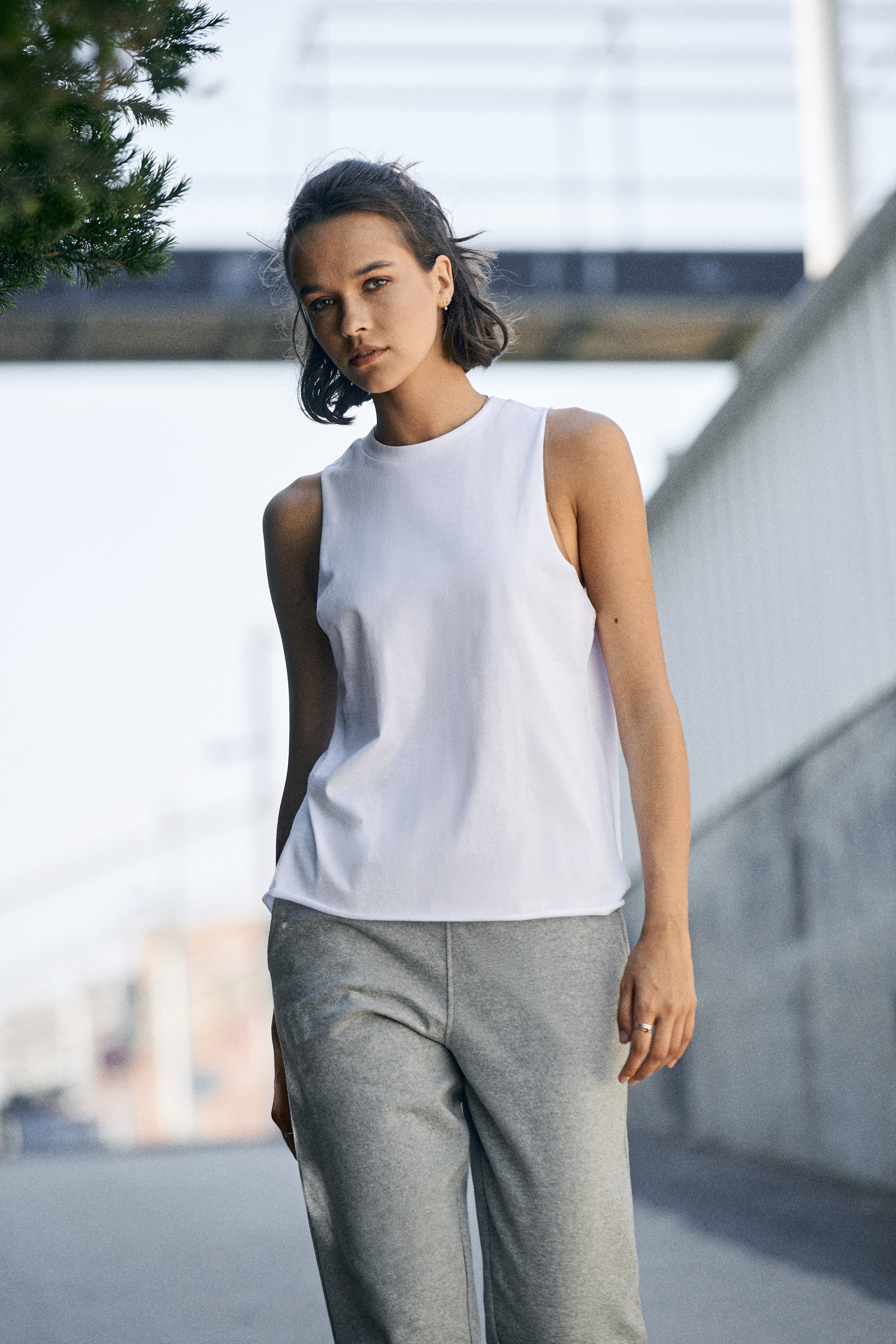 Women´s High Neck Slash Armhole Vest